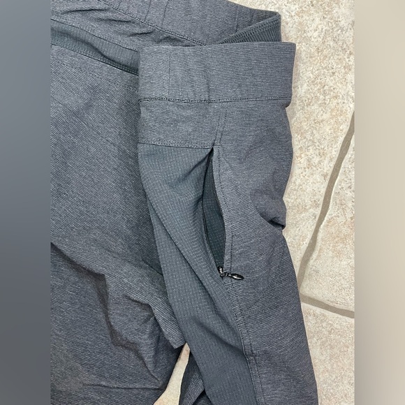 KUHL Womens WEEKENDR Tights Fitted Lightweight Hiking Pants Gray M - Picture 3 of 11
